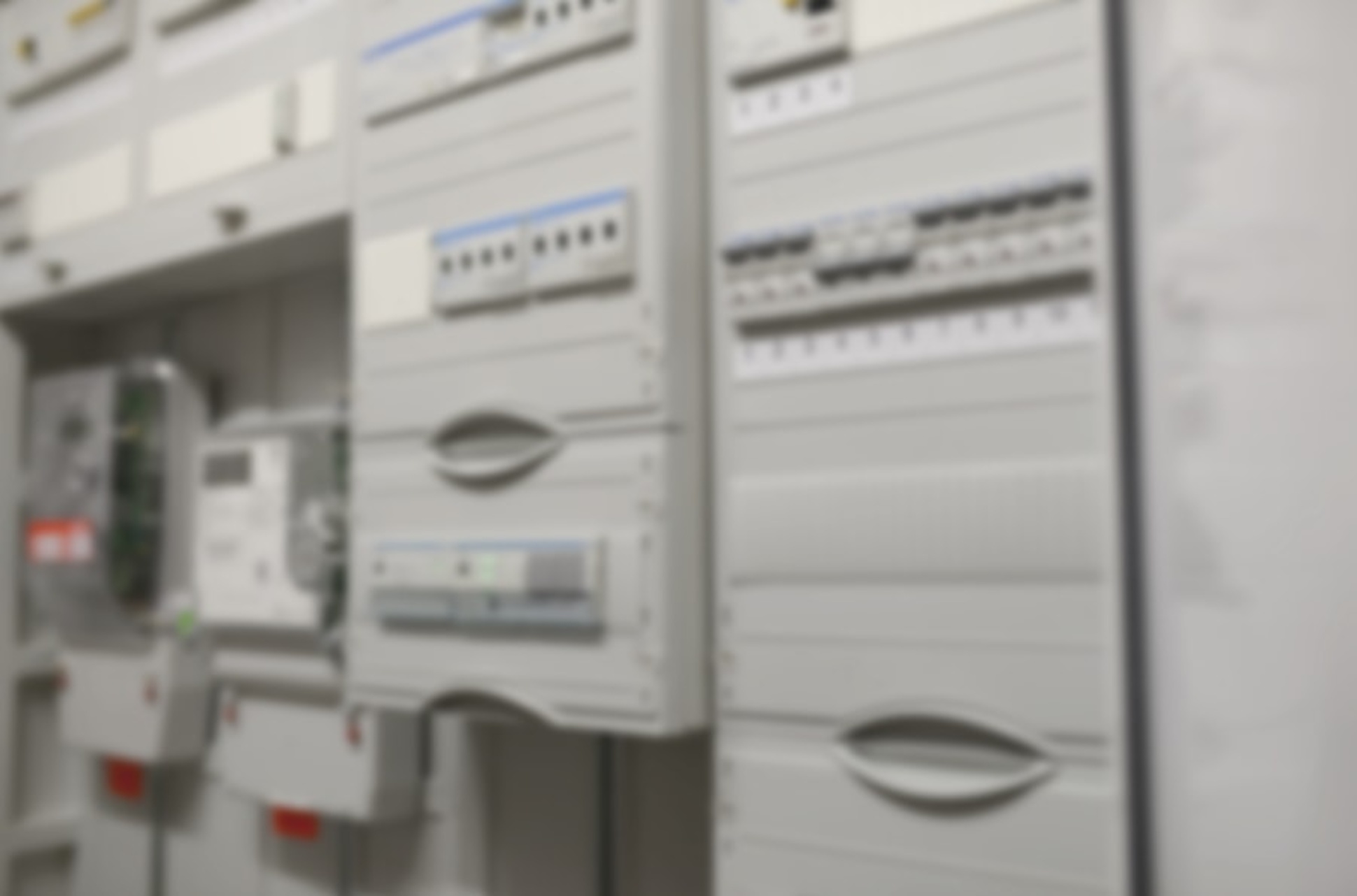 Schalt­schrank­bau bei Glogix Engineers GmbH in Bovenden